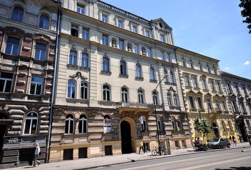 Hostel Appena &