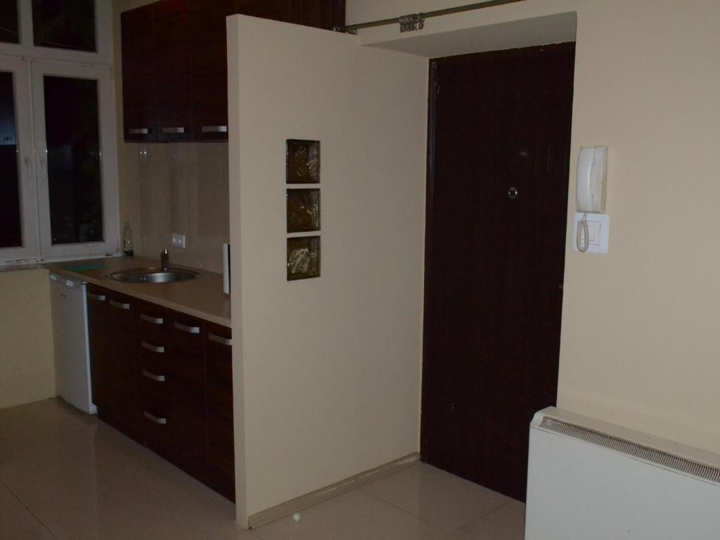 Hostel Appena &